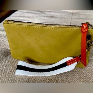 Universal Thread Army Green Wallet